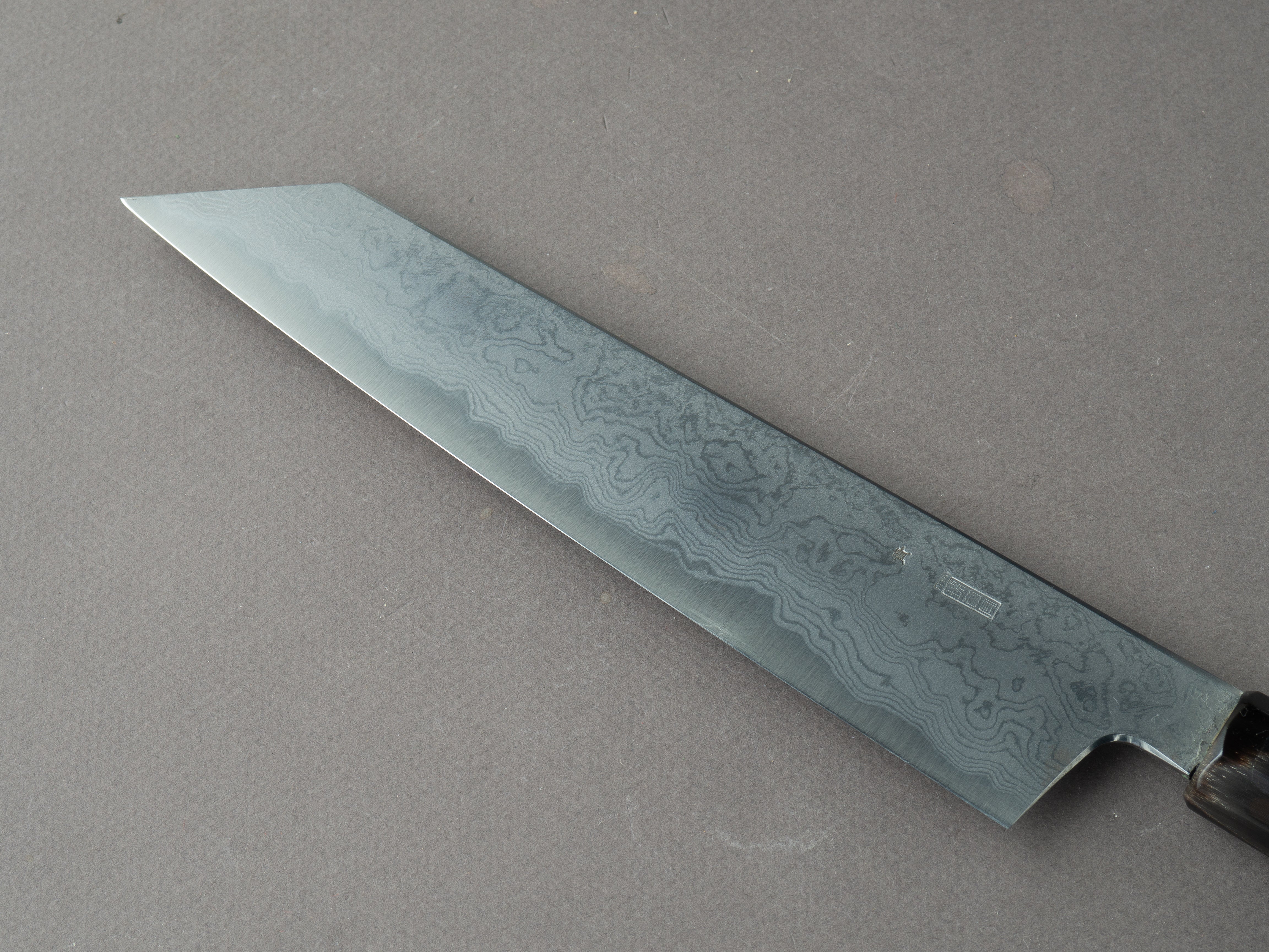 Sakai Kikumori - Kikuzuki Uzu - Blue #1 - Damascus - Kiritsuke Gyuto - 210mm - Magnolia Handle - Image 3