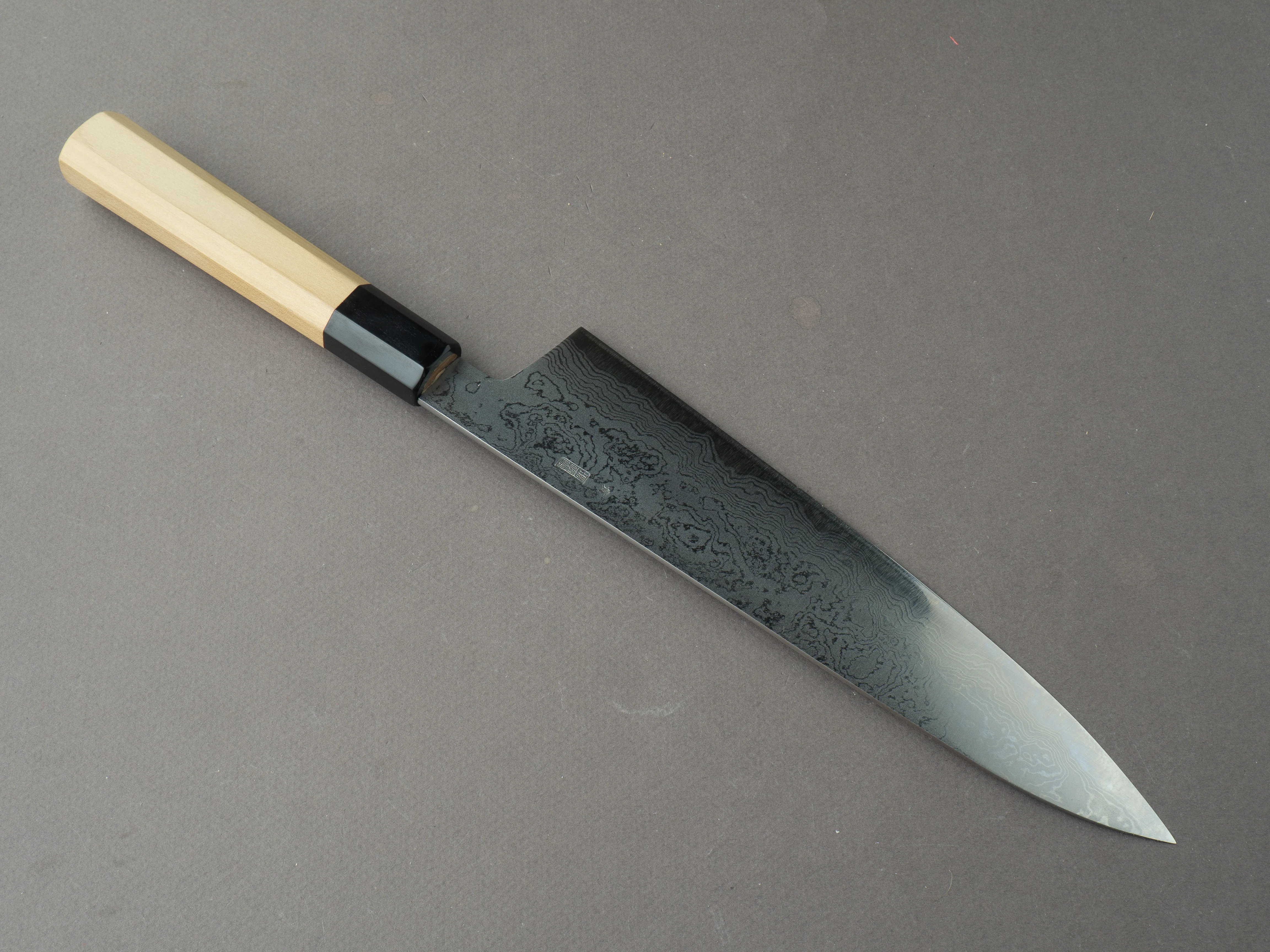 Sakai Kikumori - Kikuzuki Uzu - Blue #1 - Damascus - Gyuto - 240mm - Magnolia Handle - Image 2