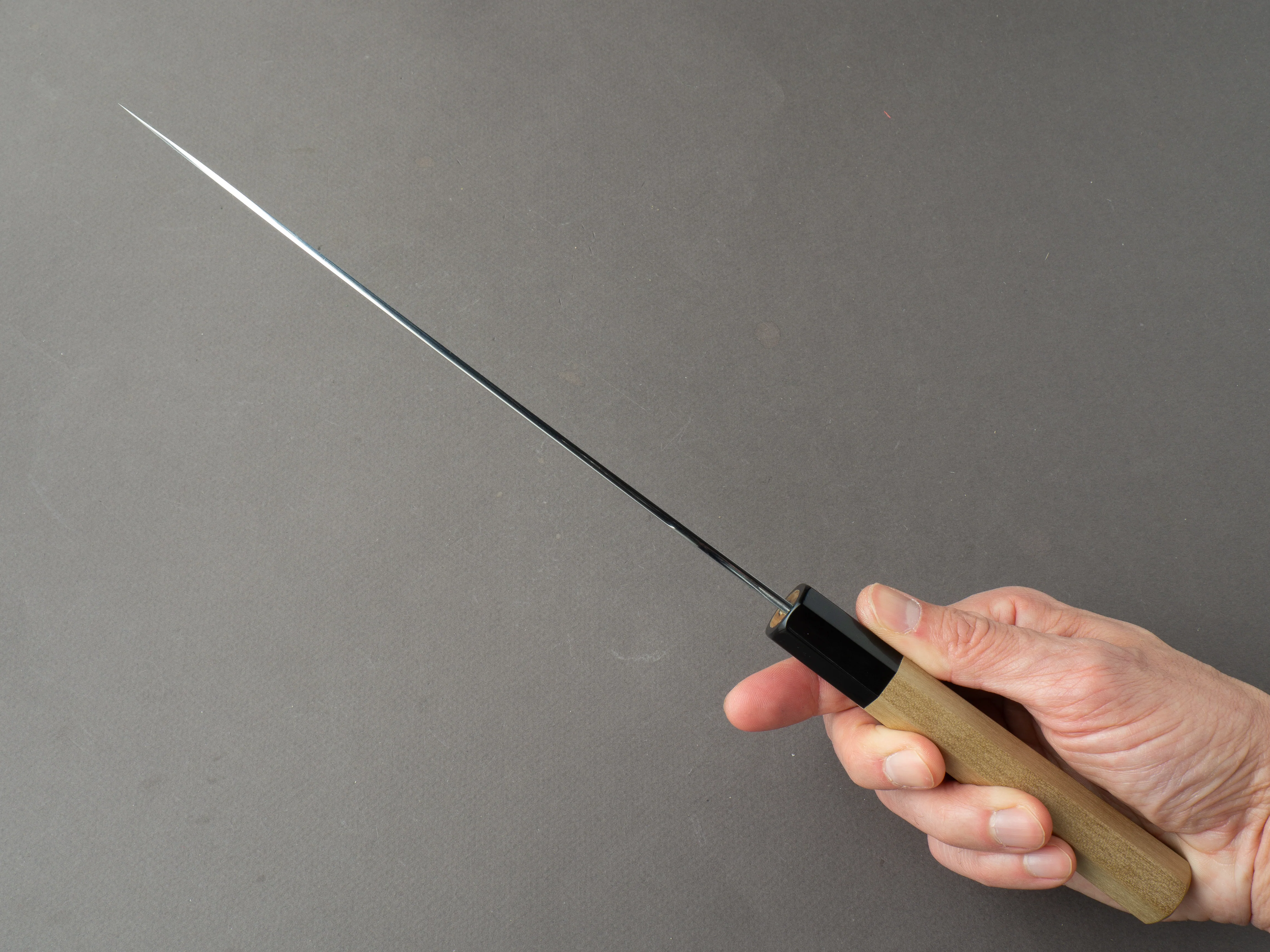 Sakai Kikumori - Kikuzuki Uzu - Blue #1 - Damascus - Gyuto - 240mm - Magnolia Handle - Image 8