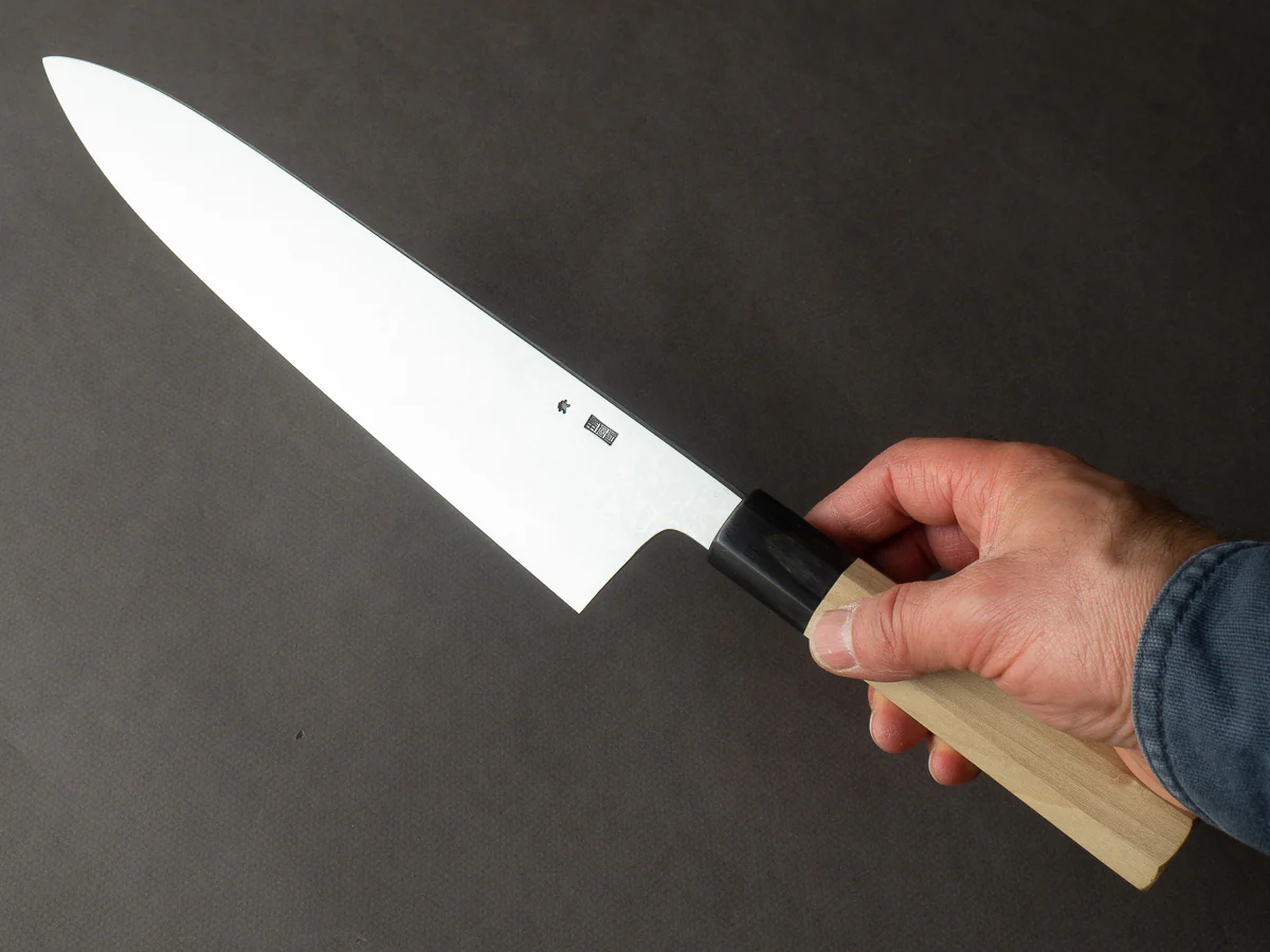 Sakai Kikumori - Kikuzuki Uzu - Blue #1 - Damascus - Gyuto - 270mm - Magnolia Handle - Image 6