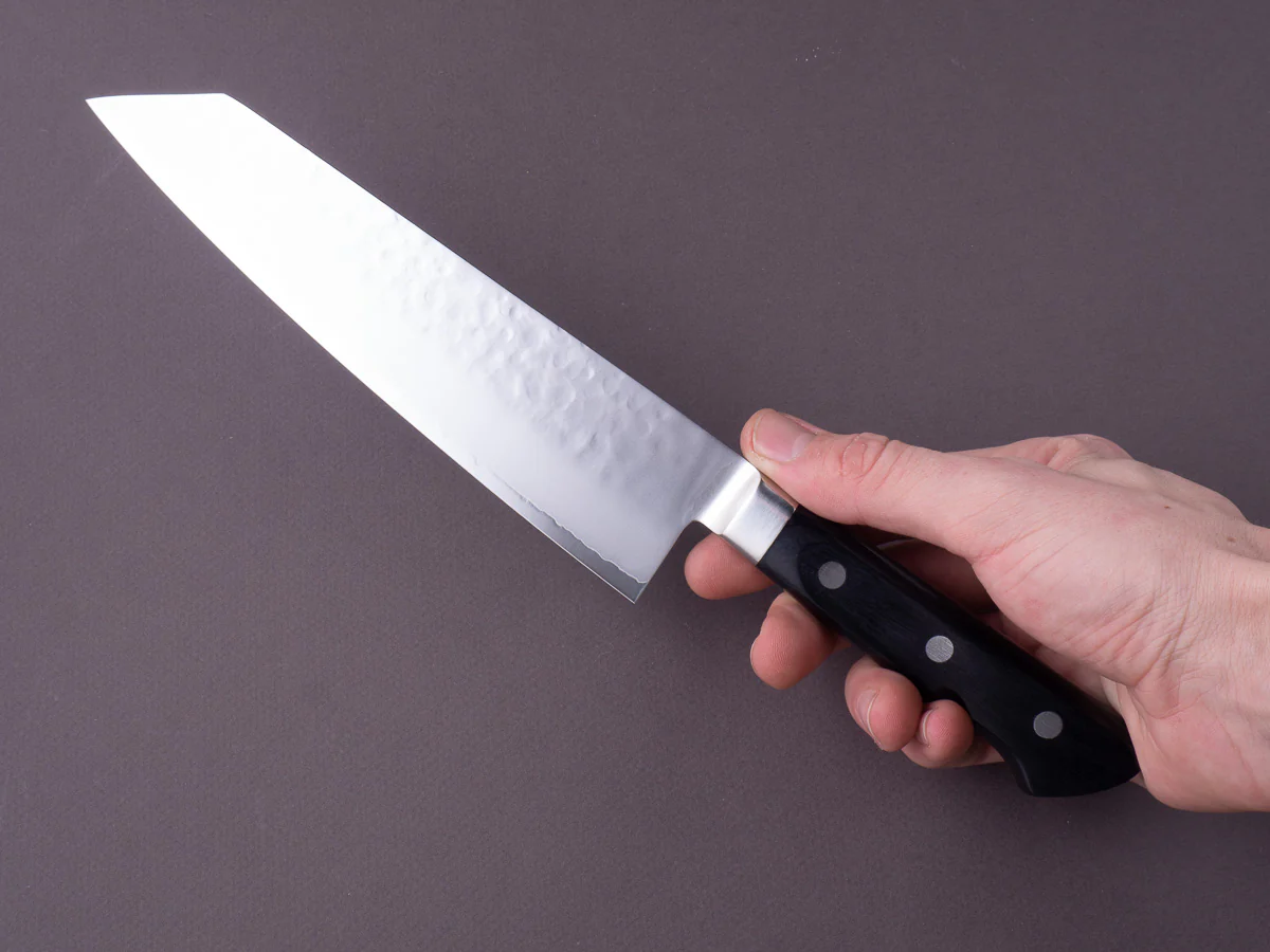 Sakai Kikumori - VG5 - 190mm - Kiritsuke Santoku - Western Black Pakka Handle - Image 6