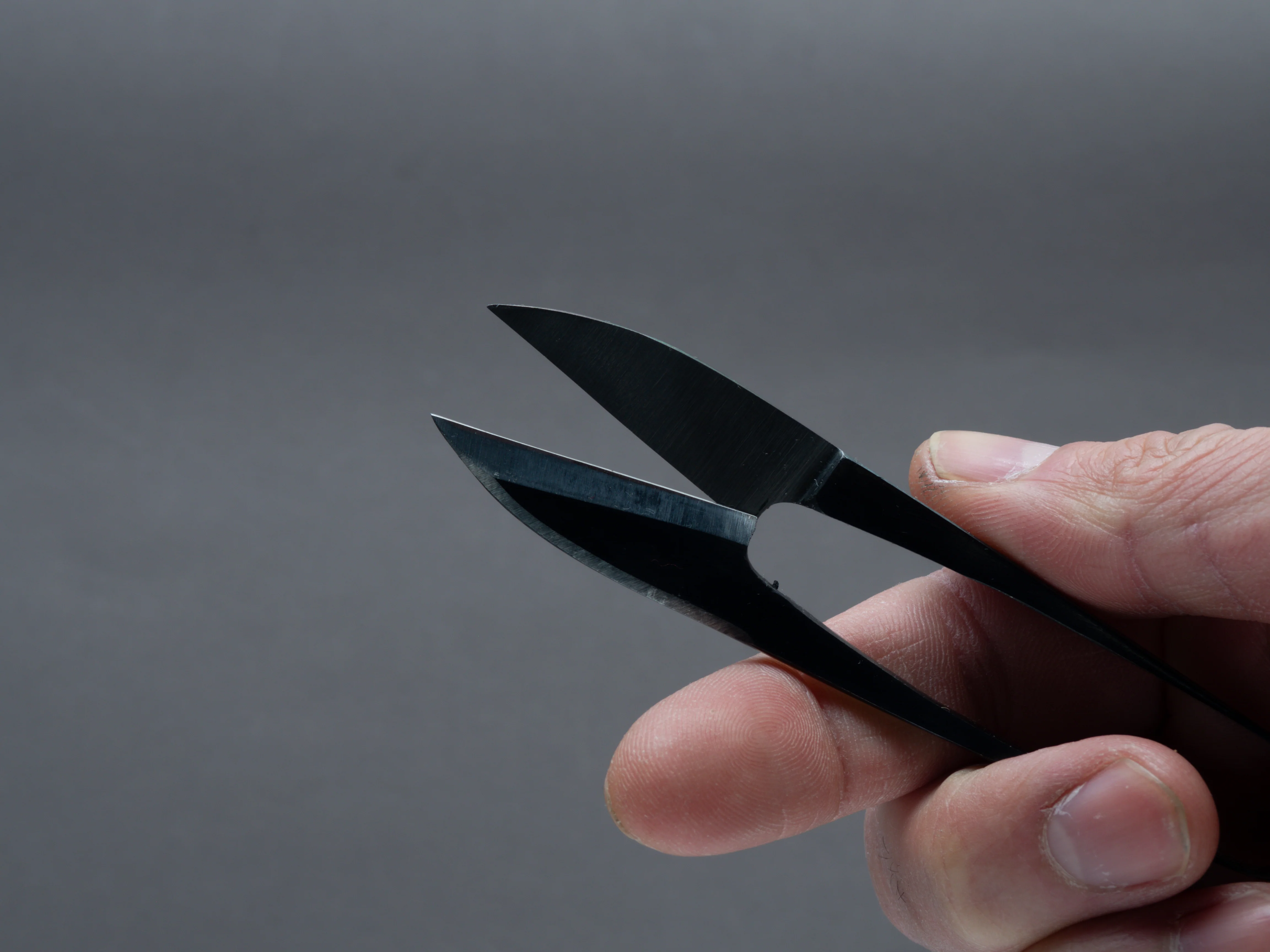 Shozaburo - Thread Shears - Kurouchi - 105mm Morimachi Nigiri - Image 4