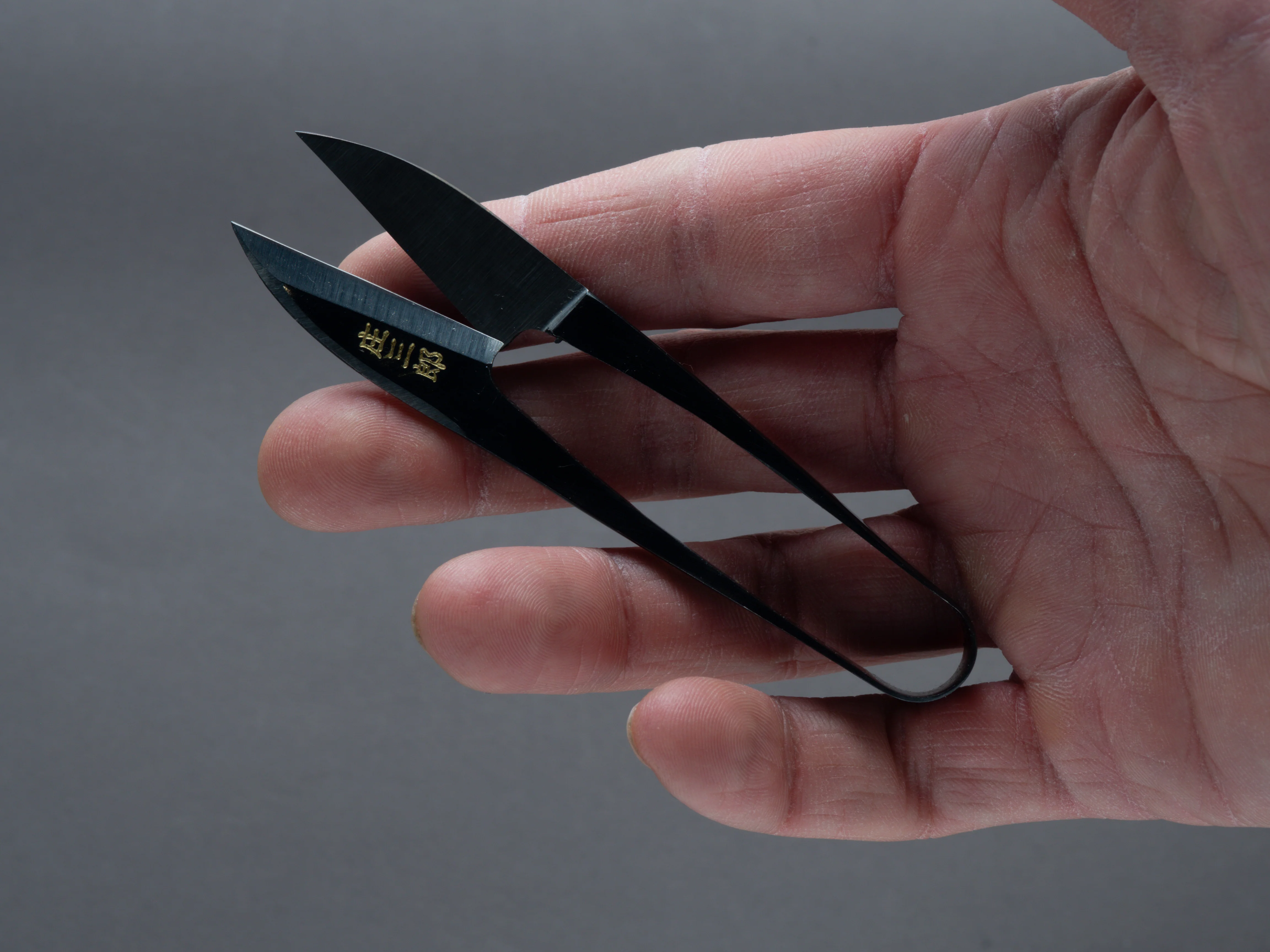 Shozaburo - Thread Shears - Kurouchi - 105mm Morimachi Nigiri - Image 5