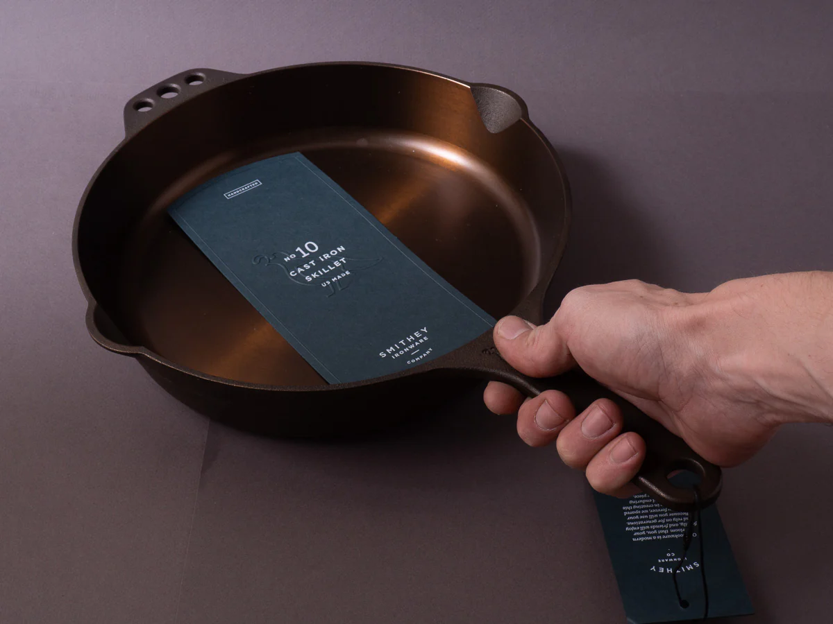 Smithey Ironware - Cast Iron - No. 10 Cast Iron Skillet - Image 3
