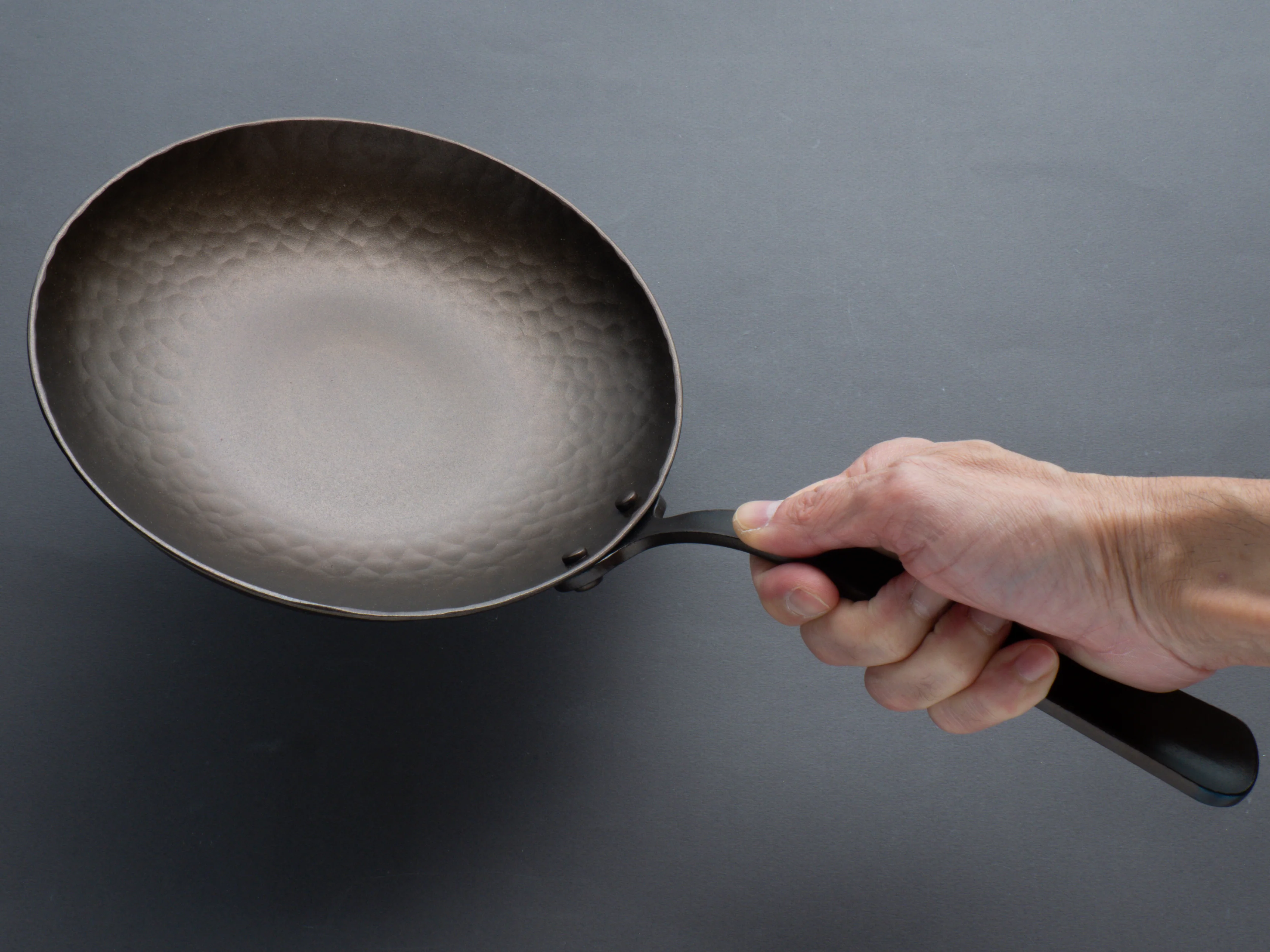 Smithey Ironware - Forged Carbon - Little Farmhouse Skillet - Image 3