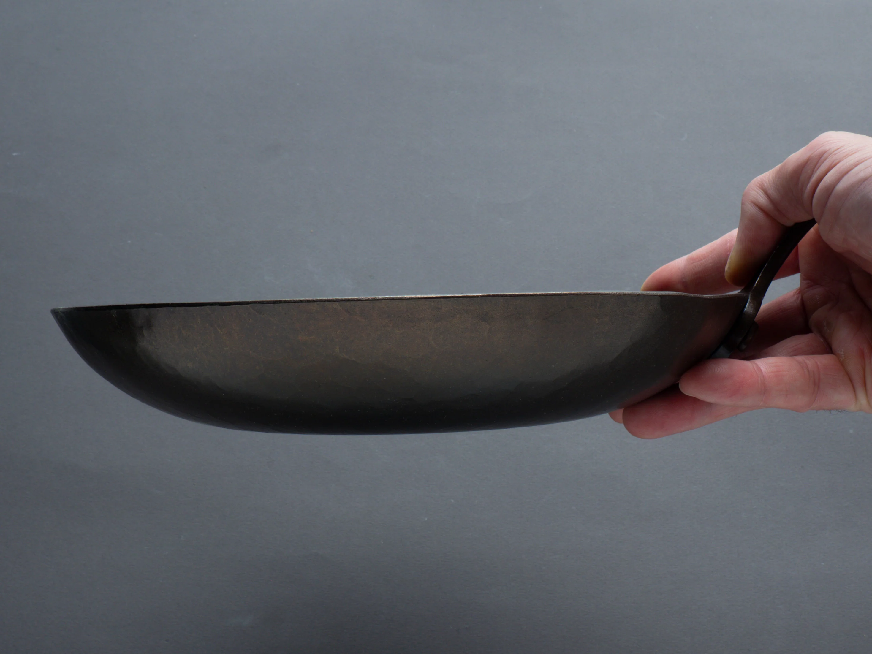 Smithey Ironware - Forged Carbon - Little Farmhouse Skillet - Image 4