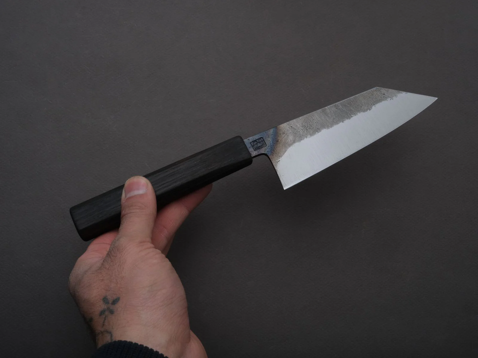 SOFTCUT - 80CrV2 Carbon - Kurouchi - 130mm Ko-Bunka - Charred Oak Handle - Image 3