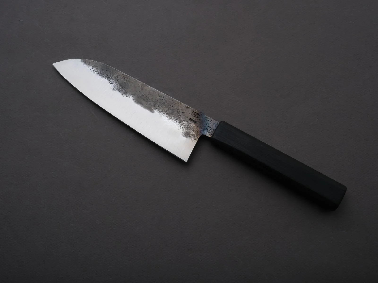 SOFTCUT - 80CrV2 Carbon - Kurouchi - 170mm Santoku - Charred Oak Handle - Image 2