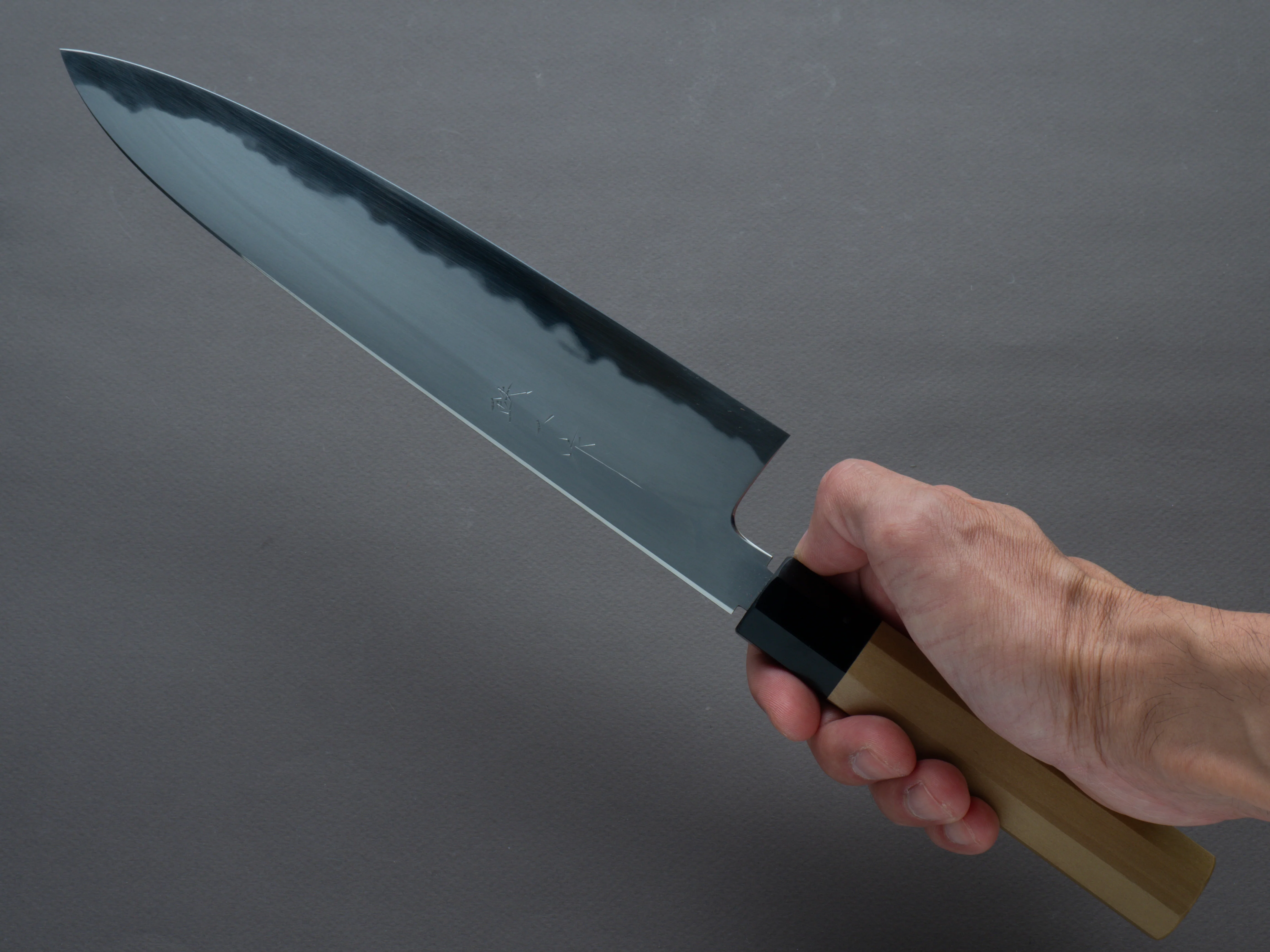 Tetsujin - Blue #2 - Kasumi - 240mm Gyuto - Magnolia Wood Handle - Image 7