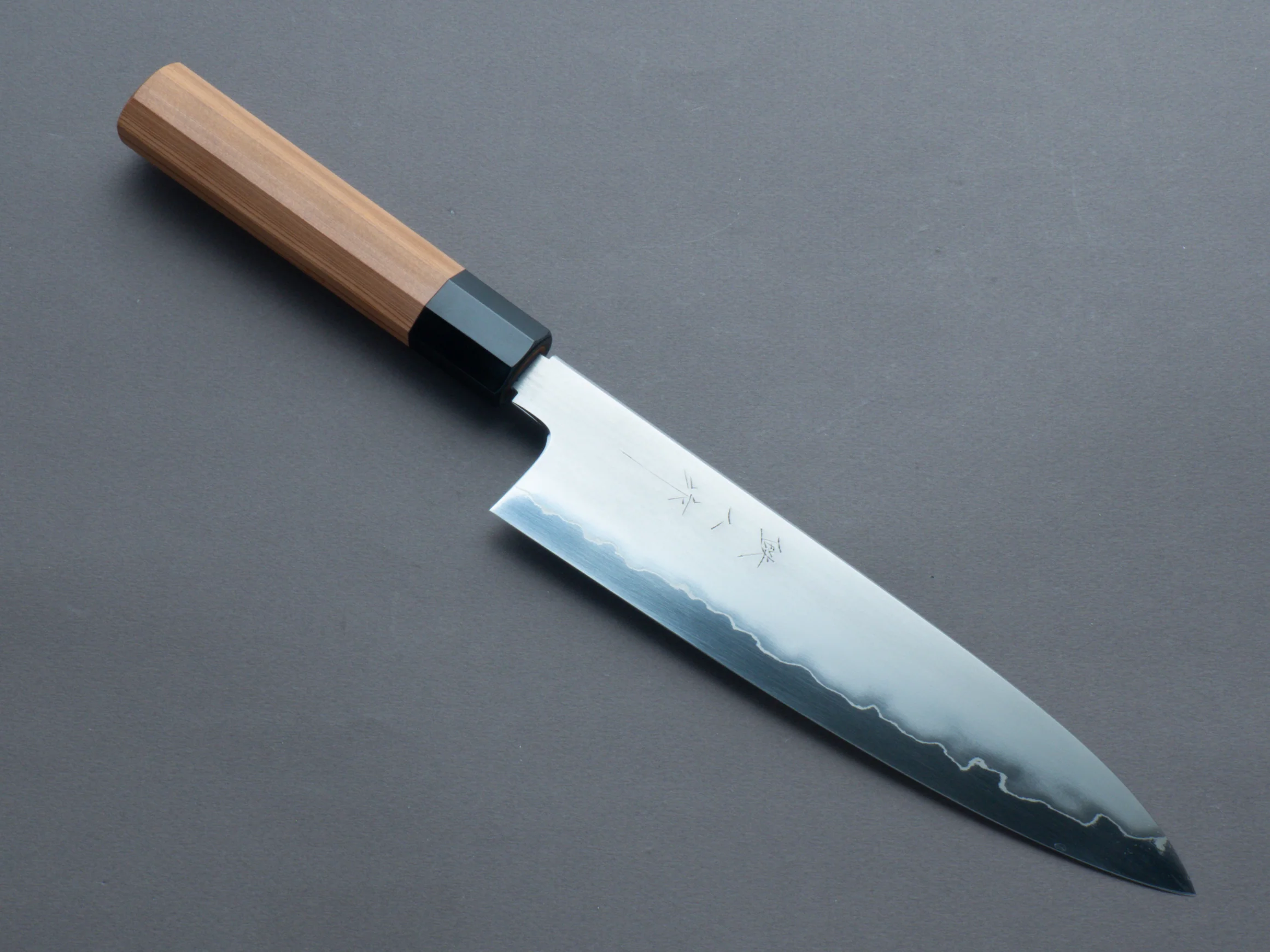 Tetsujin - Silver #3 - Kasumi - Gyuto - 210mm - Yakasugi Cedar Handle