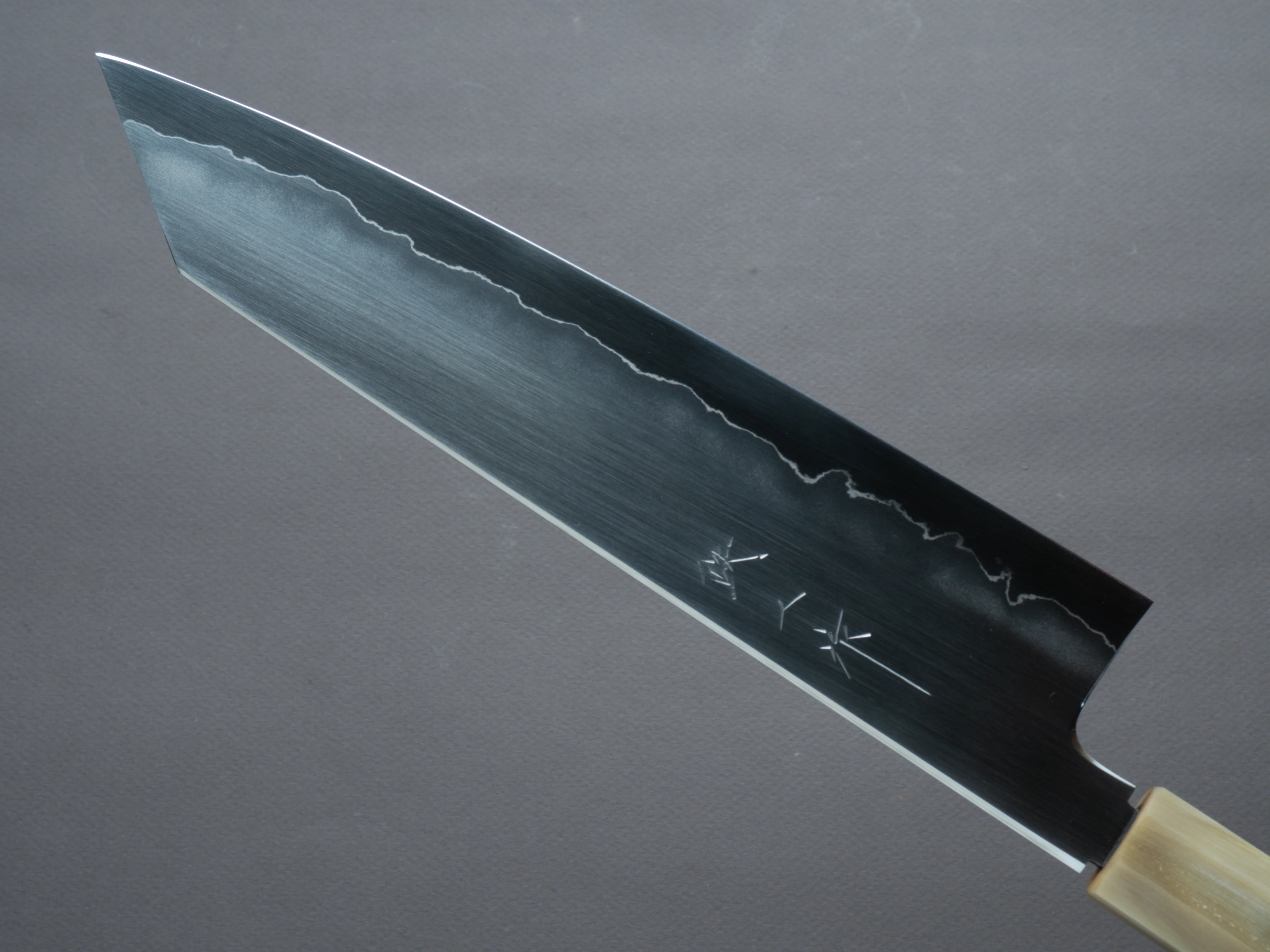 Tetsujin - Ukiba - Silver #3 - 240mm Kiritsuke Gyuto - Taihei Tagayasan Handle - Image 4