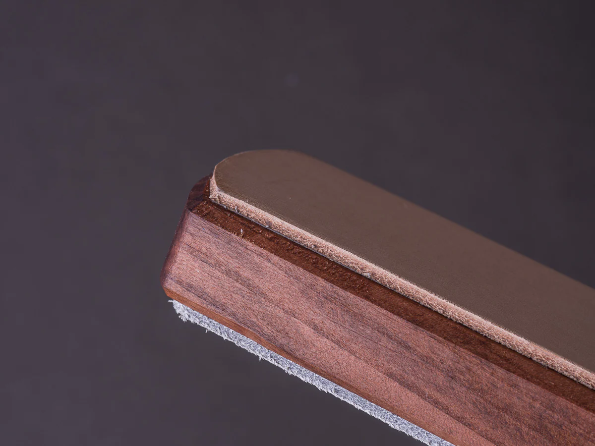 Windmühlenmesser - Dual Sided Paddle Strop - Diamantine Loaded Suede & Bare Leather - Image 5