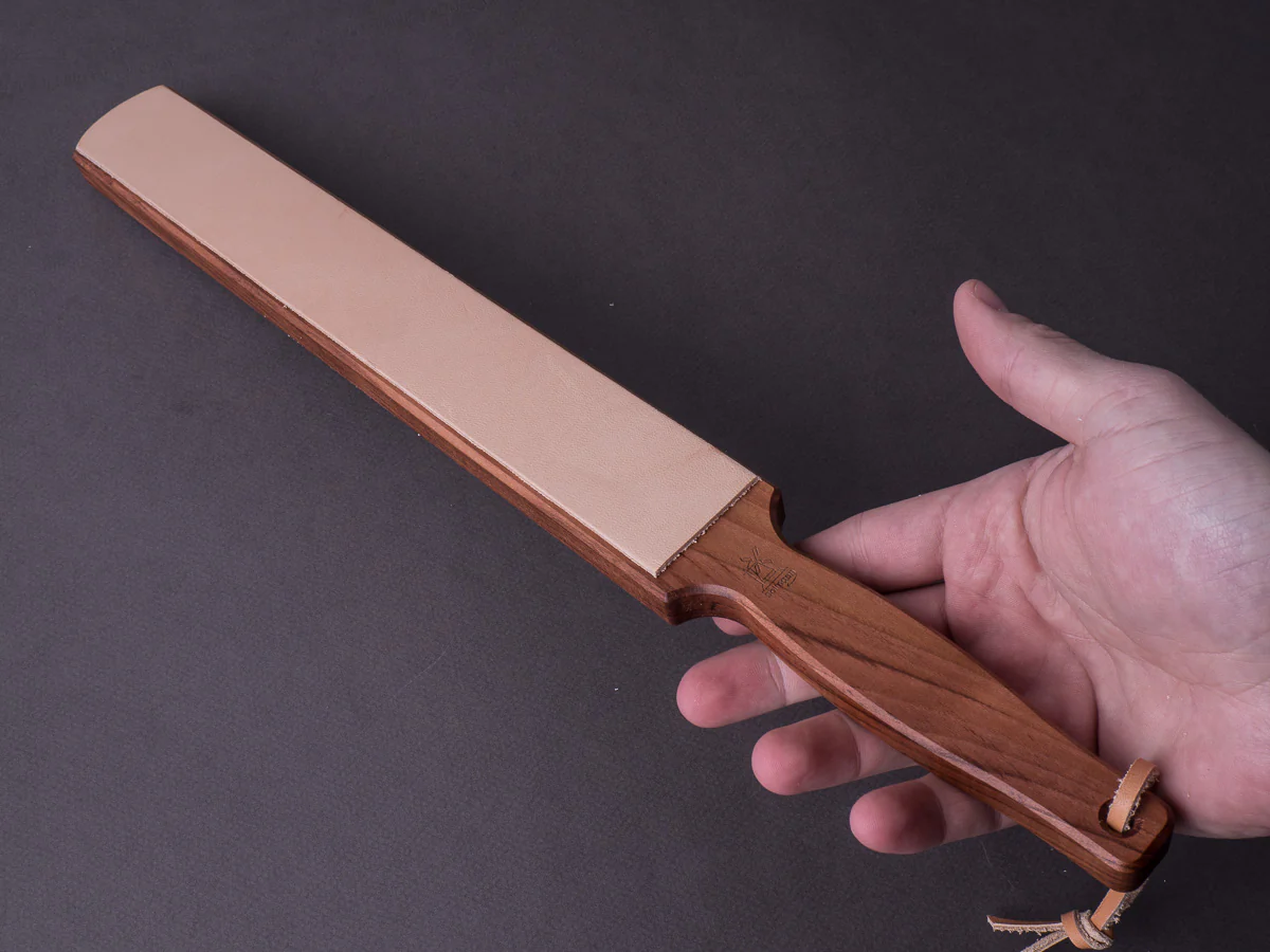 Windmühlenmesser - Dual Sided Paddle Strop - Diamantine Loaded Suede & Bare Leather - Image 9