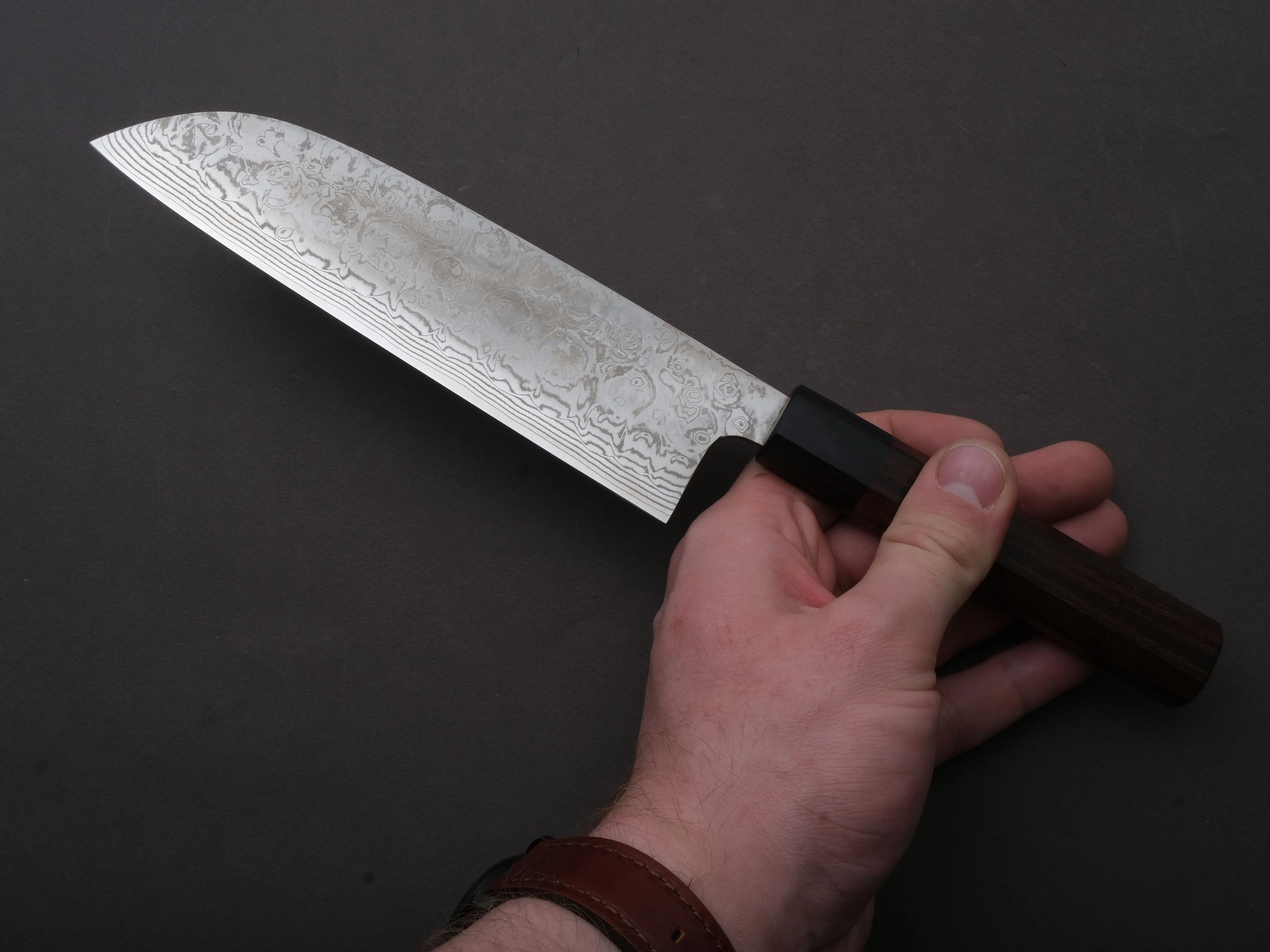 Yoshida Hamono - ZDP189 - Damascus - Santoku - 180mm - Rosewood Handle - Image 4