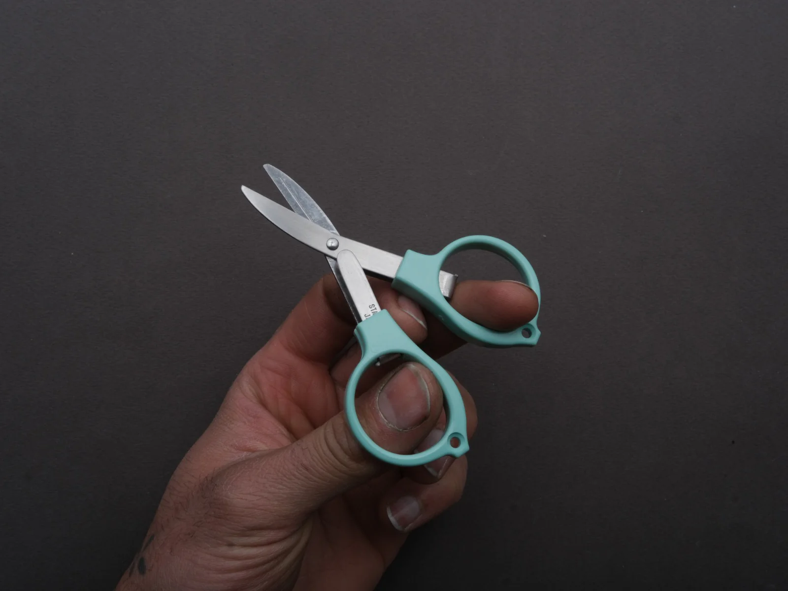 Yoshida - Megane Folding Scissors - Image 9